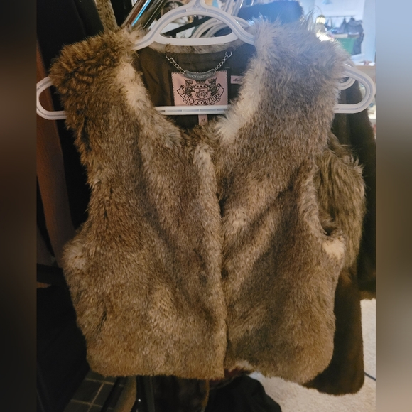 Vintage Juicy Couture Faux Fur Vest - Picture 2 of 3